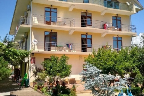 Сириус: Гостевой дом Гранат