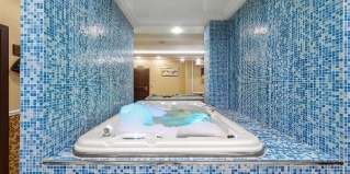 Санкт-Петербург: Отель Men`k kings