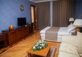 Отель AYF Palace в Баку