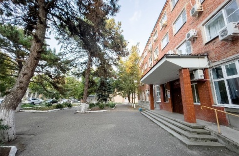 Приморско-Ахтарск: Отель Волна