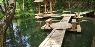 Лапино: Гостевой дом Русский хутор