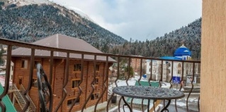 Домбай: Отель Кураж