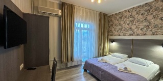 Сириус: Отель Русь