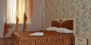 Медногорск: Отель Центральная