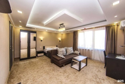 Сириус: Отель Восток