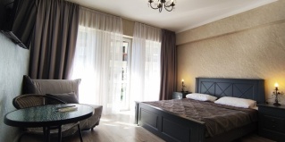 Гагра: Коттедж Агава