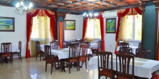 Красная Поляна: Отель Утомленные Солнцем