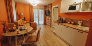 Арамиль: Турбаза Парк сказов