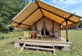 Глэмпинг Osuga Village в Тверской области