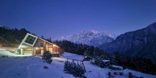 Абайтикау: Отель 1950