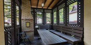 Эстосадок: Коттедж Шале в горах