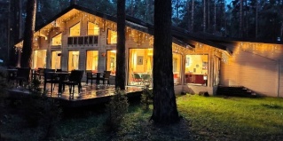 Мочище: Отель Чкаловские дачи