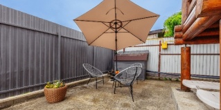 Сириус: Гостевой дом Избушка