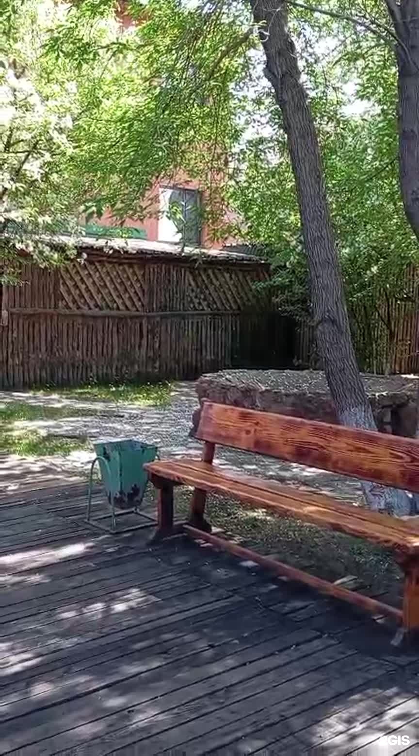 Три Пескаря